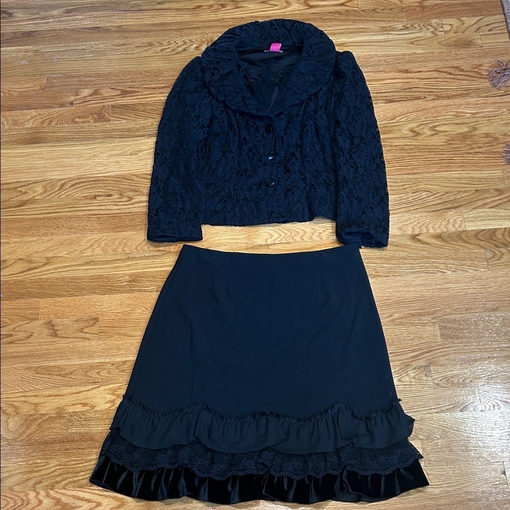 Vintage Sunny Leigh Gothic Black Lace Blazer and Skirt Set women’s 12 Widow